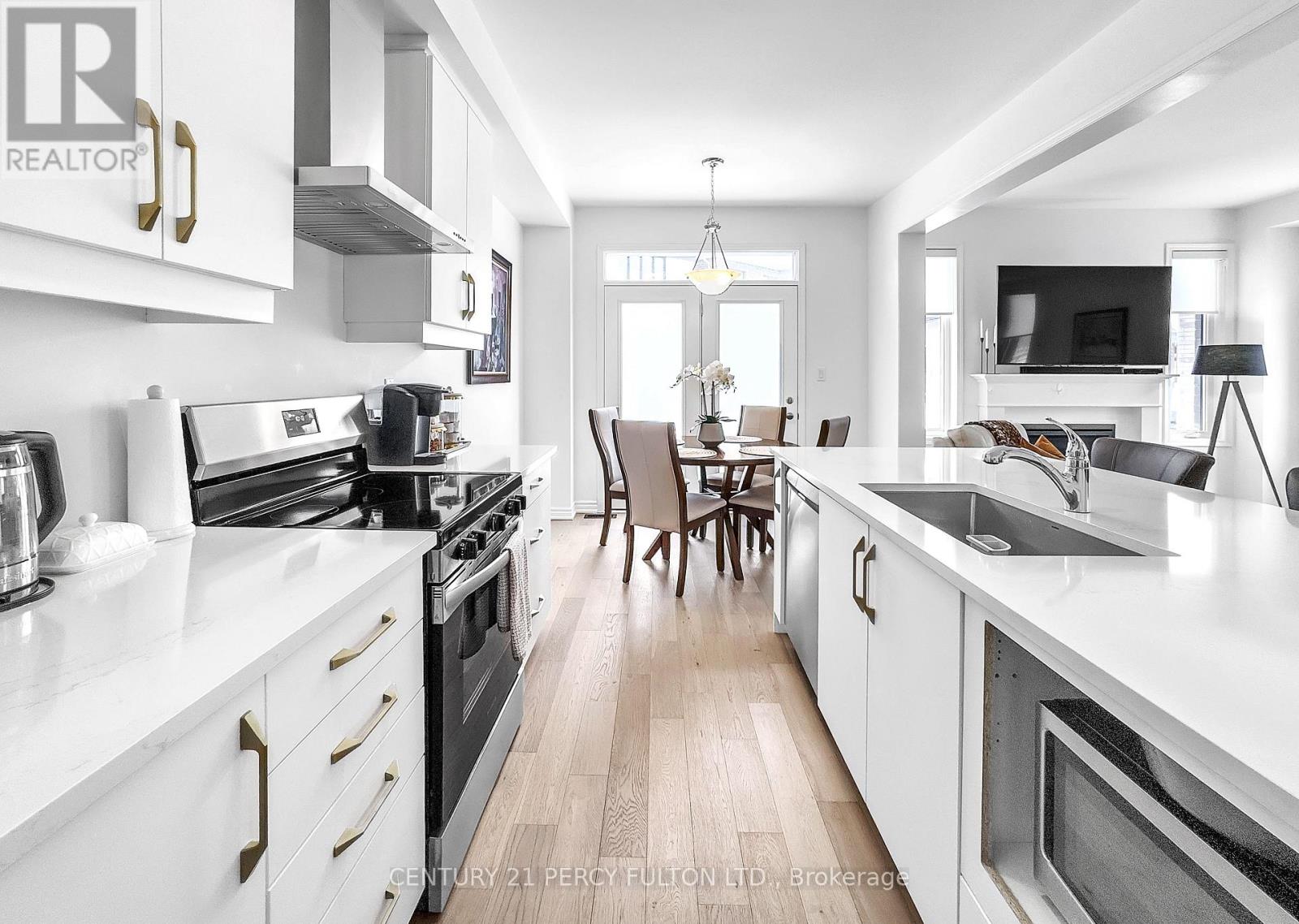 1453 Mockingbird Square, Pickering, Ontario  L1X 0N8 - Photo 14 - E12815054