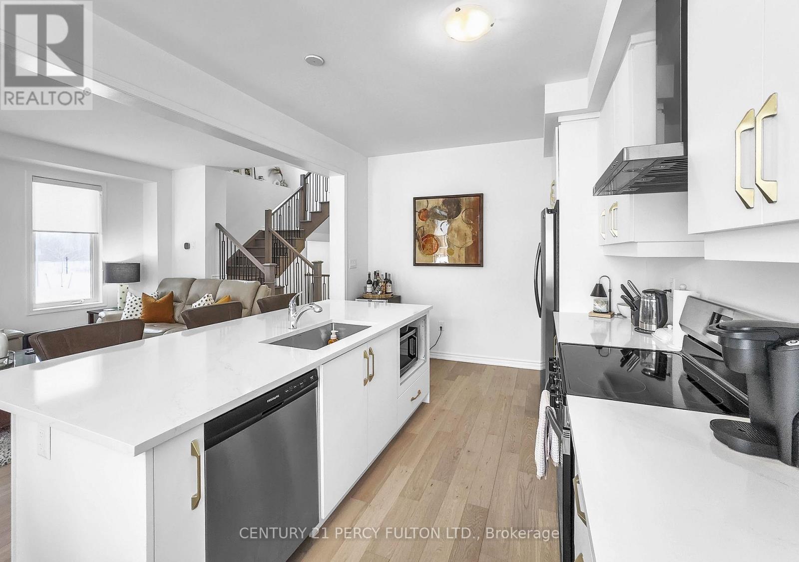 1453 Mockingbird Square, Pickering, Ontario  L1X 0N8 - Photo 15 - E12815054