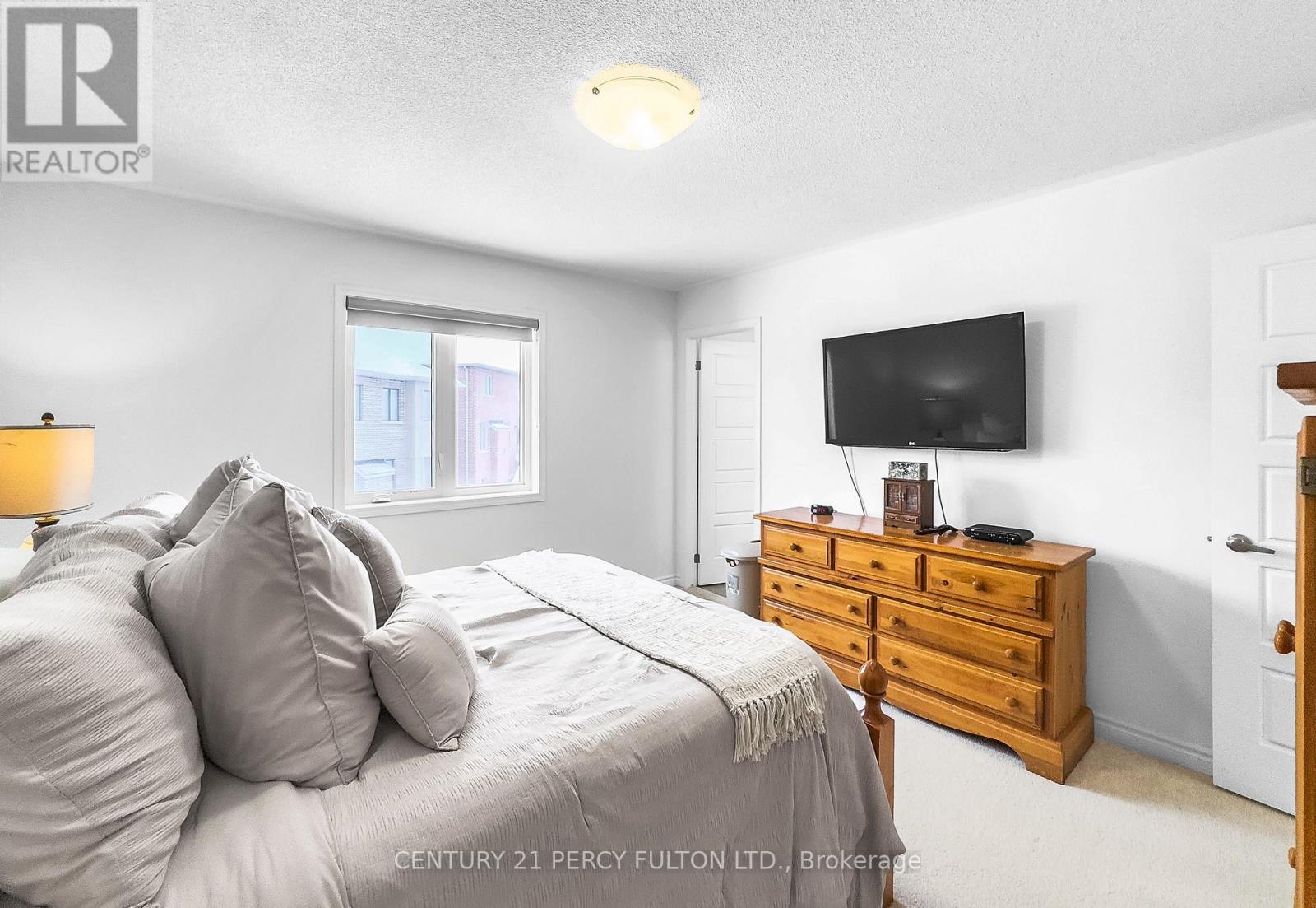 1453 Mockingbird Square, Pickering, Ontario  L1X 0N8 - Photo 31 - E12815054