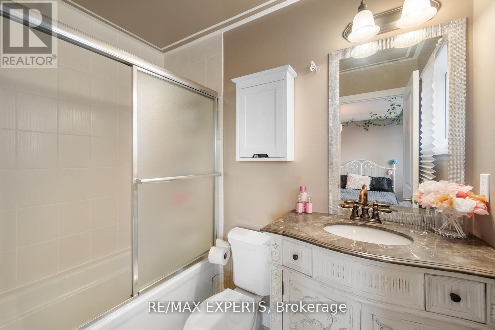 50 Lilly Valley Crescent, King (King City), Ontario  L7B 0B5 - Photo 35 - N12815042