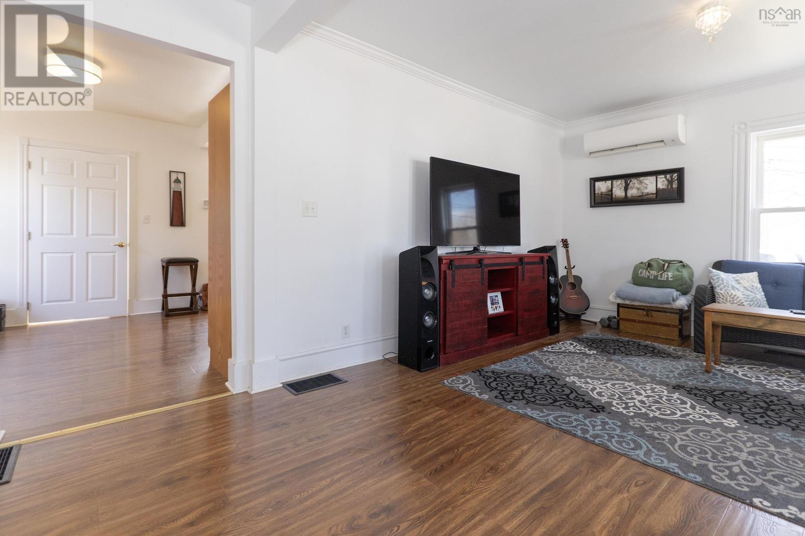 100 Queen Street, Parrsboro, Nova Scotia  B0M 1S0 - Photo 18 - 202603301