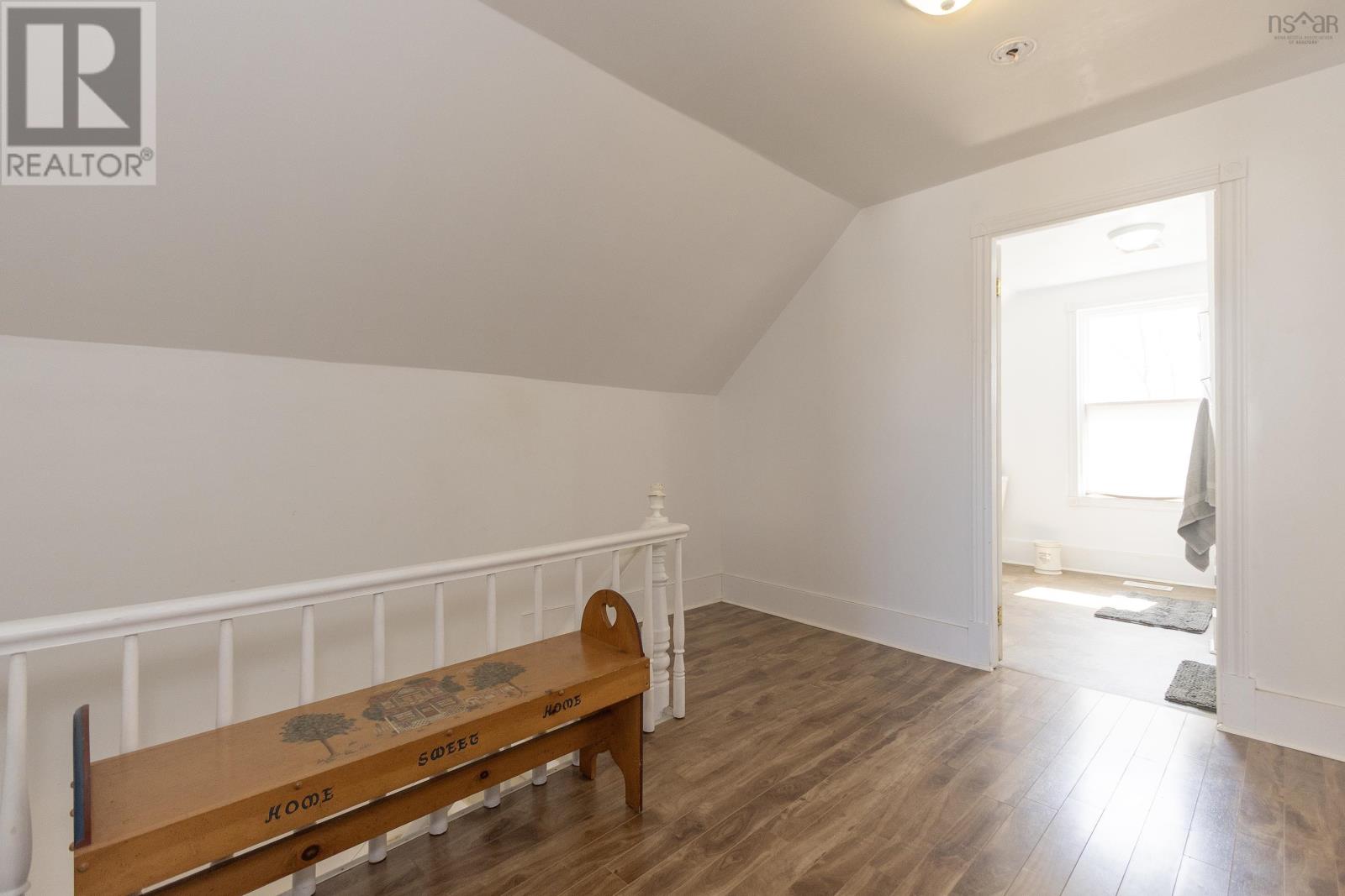 100 Queen Street, Parrsboro, Nova Scotia  B0M 1S0 - Photo 21 - 202603301