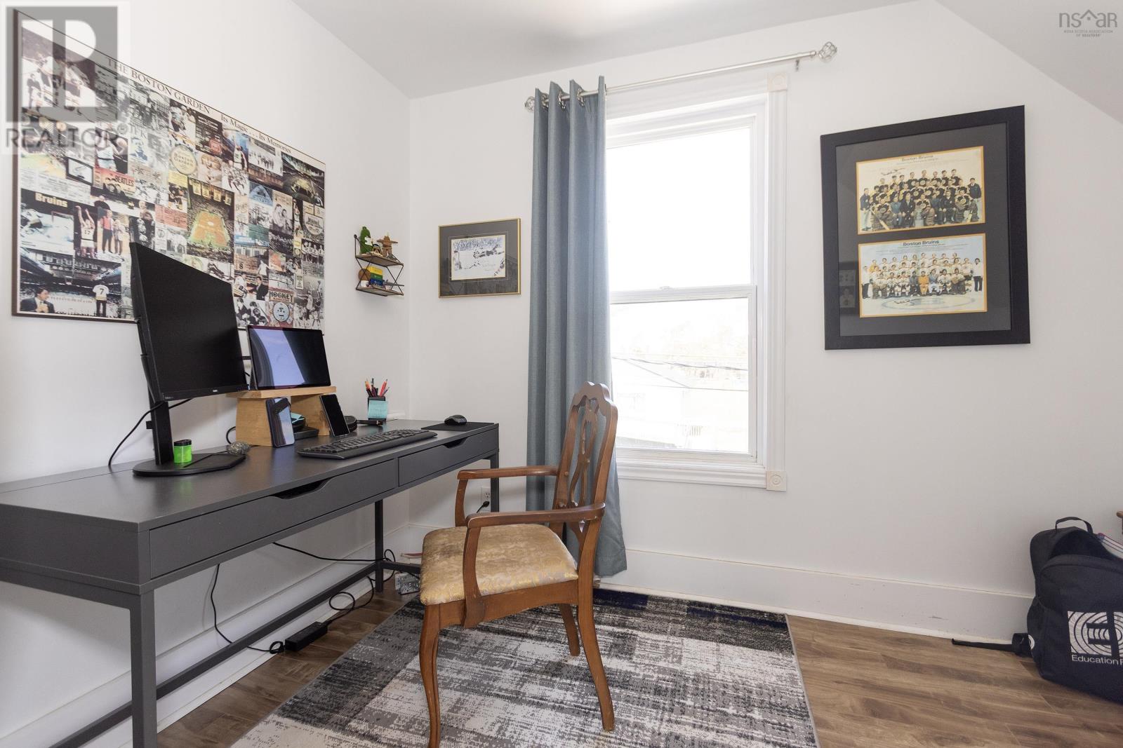 100 Queen Street, Parrsboro, Nova Scotia  B0M 1S0 - Photo 28 - 202603301