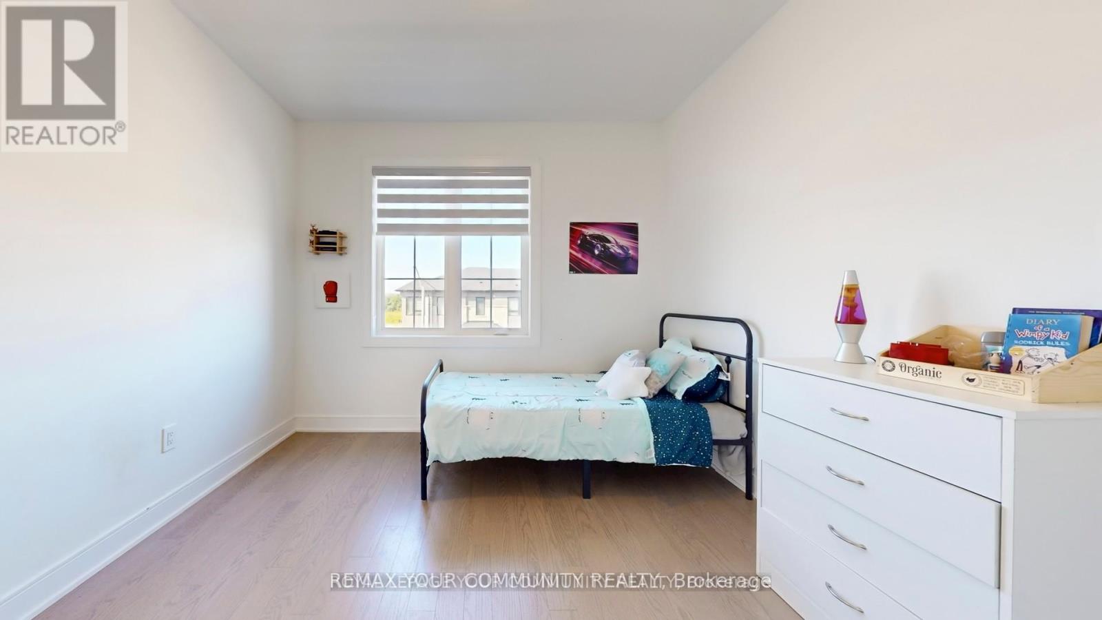 32 Mcbride Trail, Barrie, Ontario  L9J 0Y6 - Photo 37 - S12815028