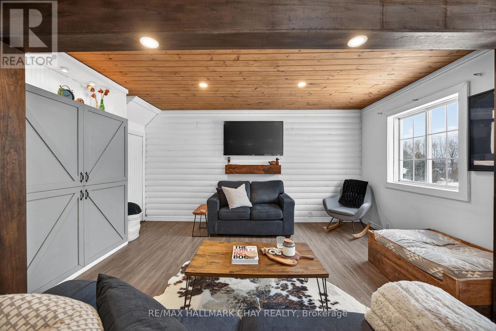 1738 Heron Drive, Severn, Ontario  L0K 2C0 - Photo 3 - S12815162