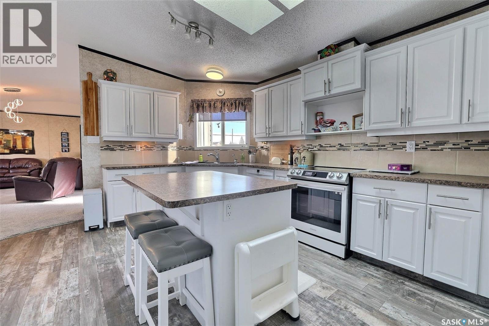 229 Poplar Street, Wolseley, Saskatchewan  S0G 5H0 - Photo 4 - SK029053