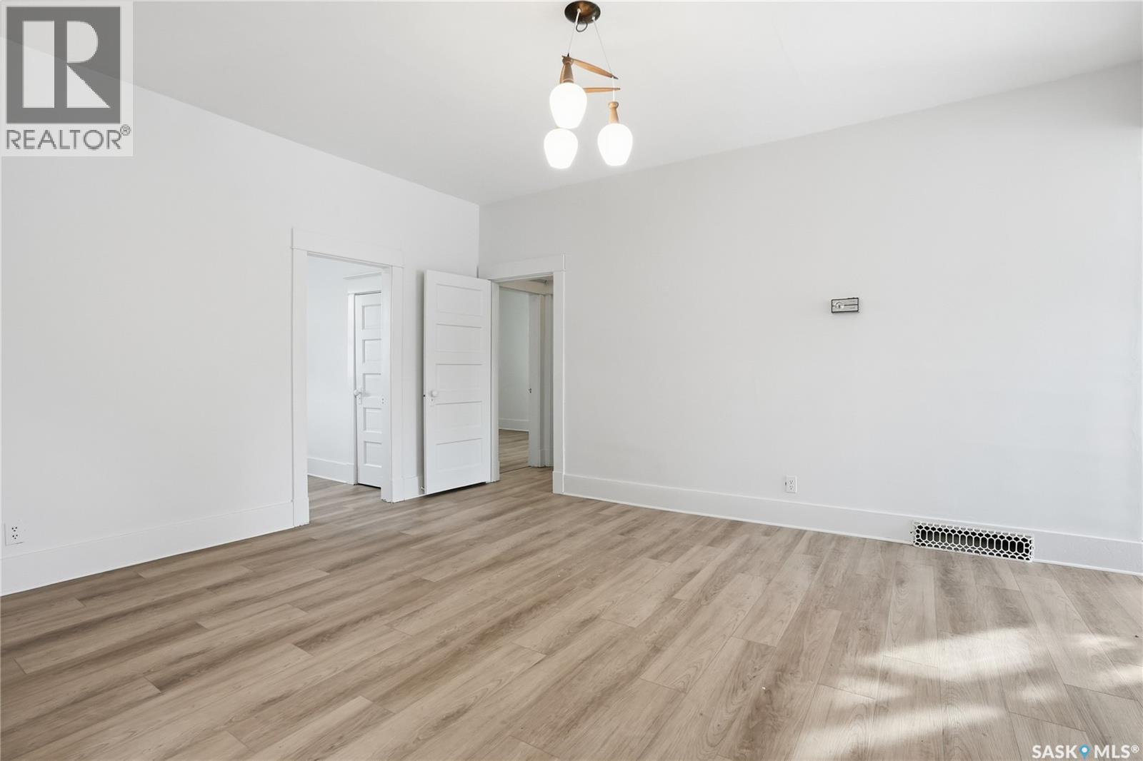 410 Leslie Avenue, Saskatoon, Saskatchewan  S7H 2Z1 - Photo 8 - SK029015