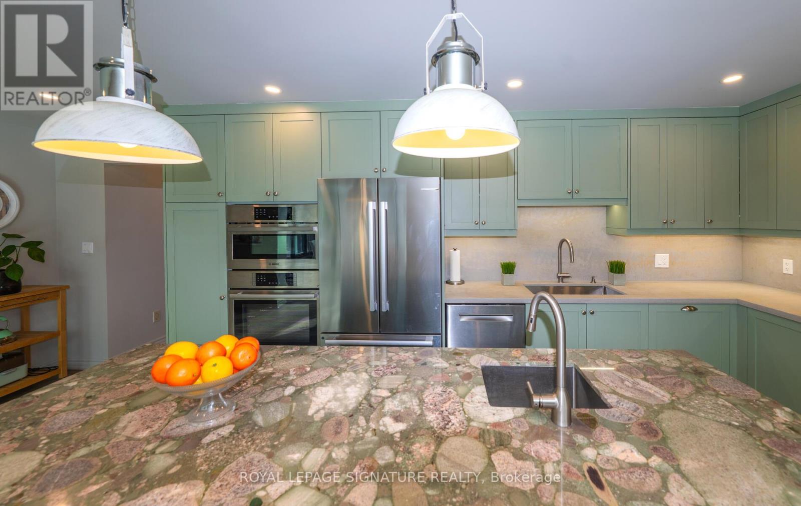 6 Deerbrook Trail, Toronto, Ontario  M1W 1V4 - Photo 12 - E12814286