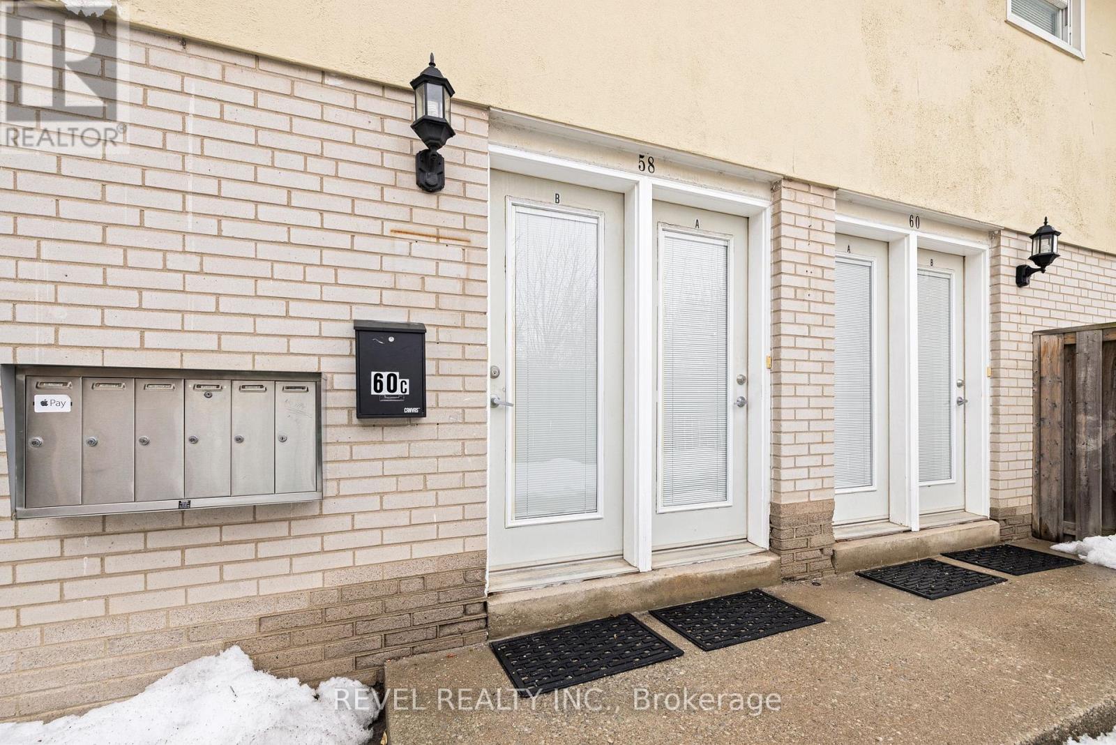 58 & 60 Queen Street S, Mississauga, Ontario  L5M 1K4 - Photo 8 - W12814980