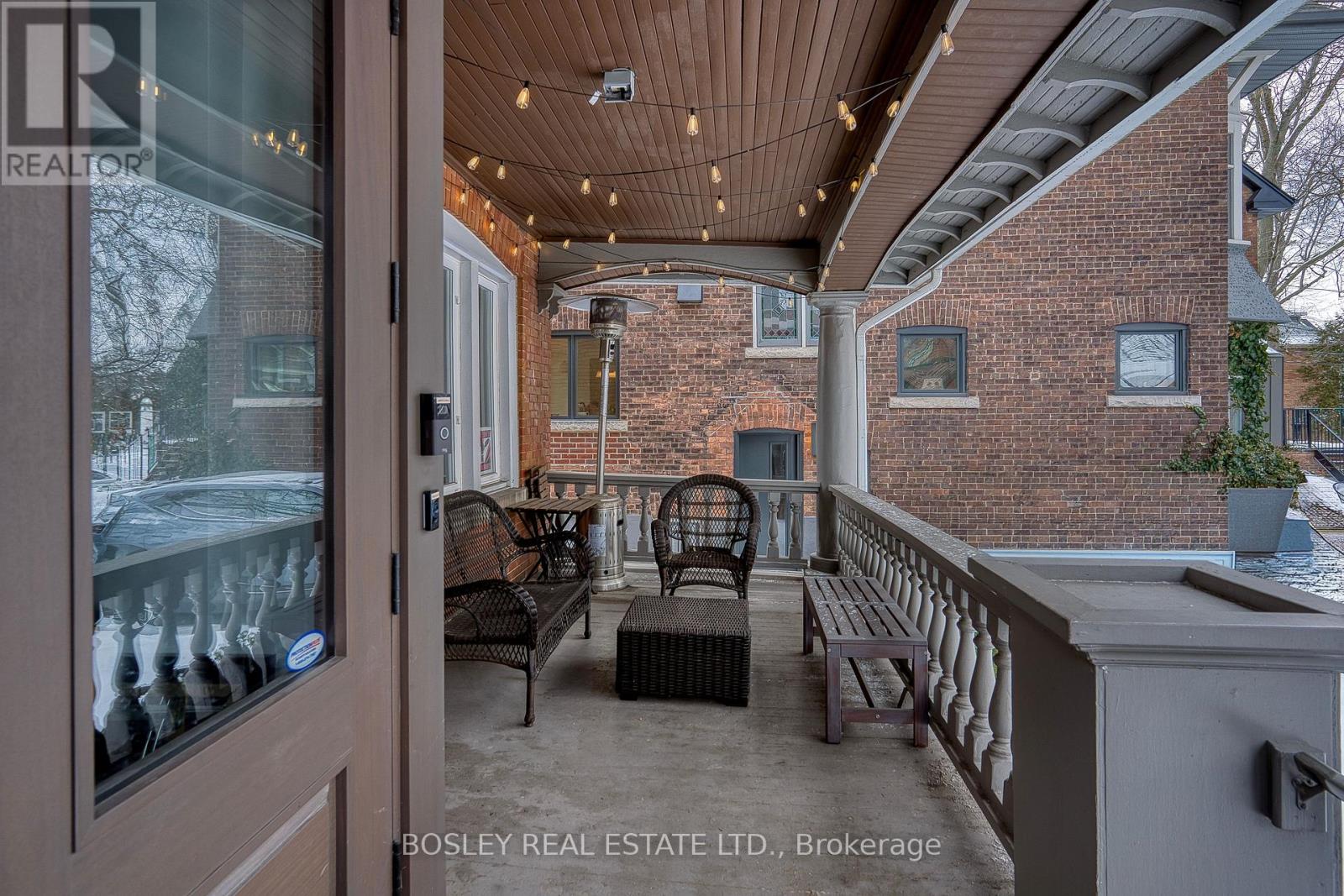 91 Indian Road, Toronto, Ontario  M6R 2V5 - Photo 2 - W12815016