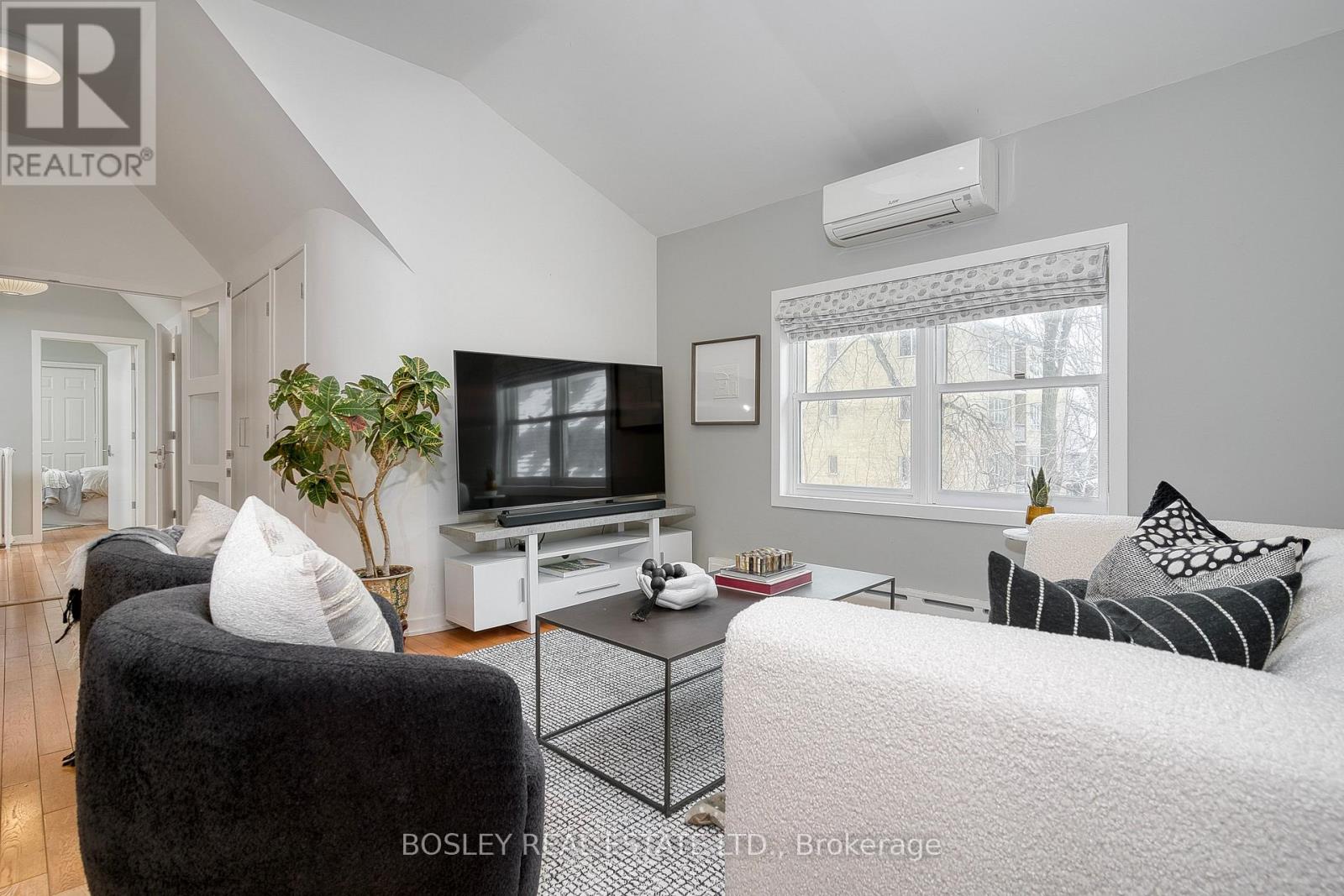 91 Indian Road, Toronto, Ontario  M6R 2V5 - Photo 21 - W12815016