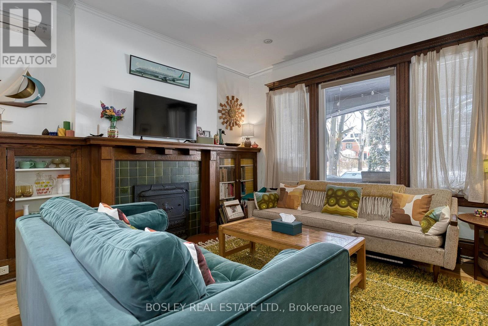 91 Indian Road, Toronto, Ontario  M6R 2V5 - Photo 33 - W12815016