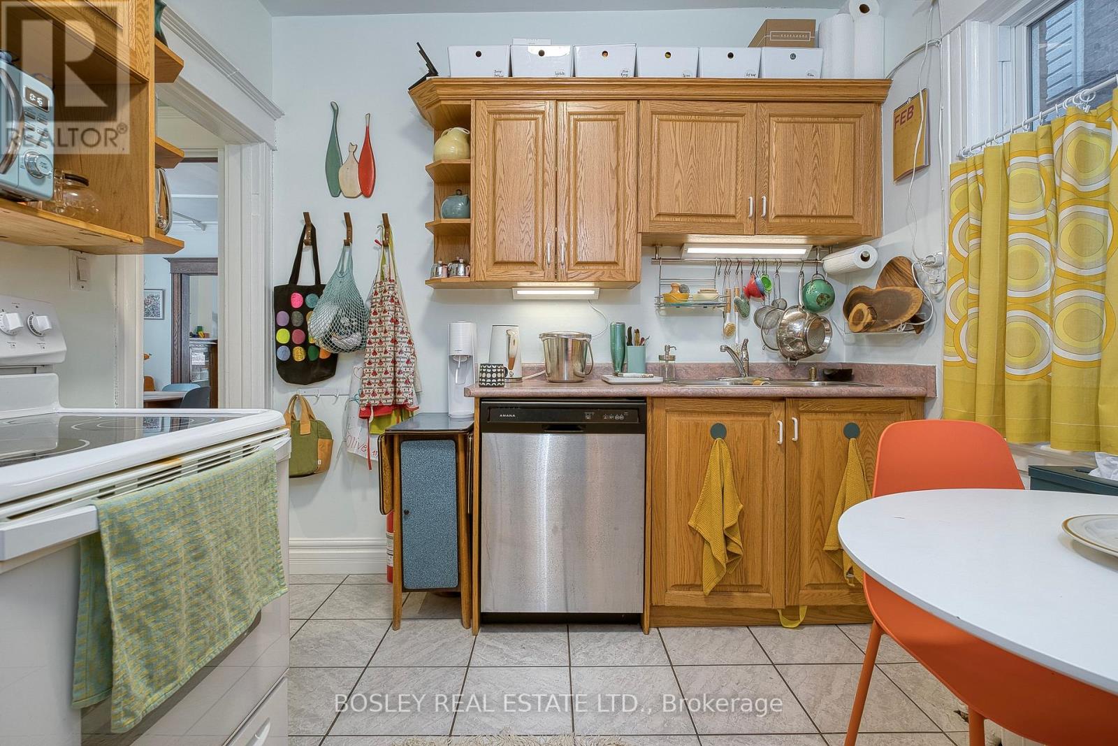 91 Indian Road, Toronto, Ontario  M6R 2V5 - Photo 37 - W12815016