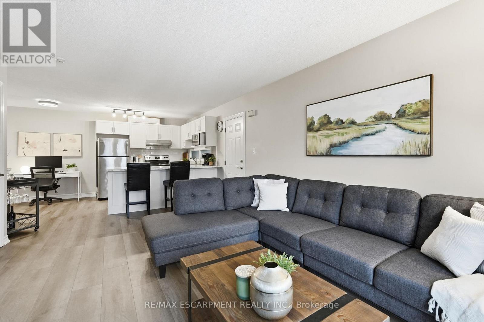 315 - 2040 Cleaver Avenue, Burlington, Ontario  L7M 4C4 - Photo 15 - W12815026