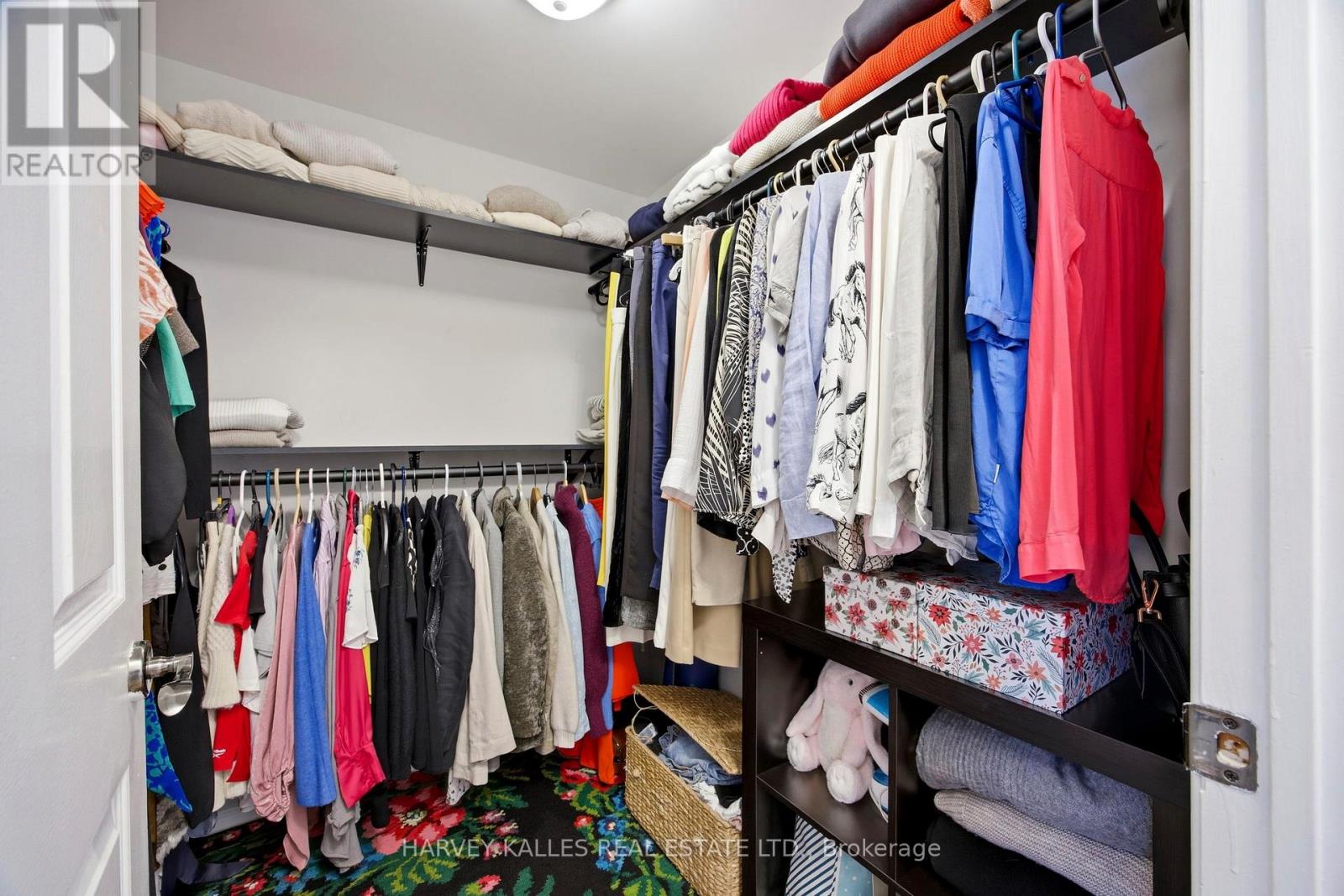 682 Willowbank Trail, Mississauga, Ontario  L4W 3L8 - Photo 26 - W12815034