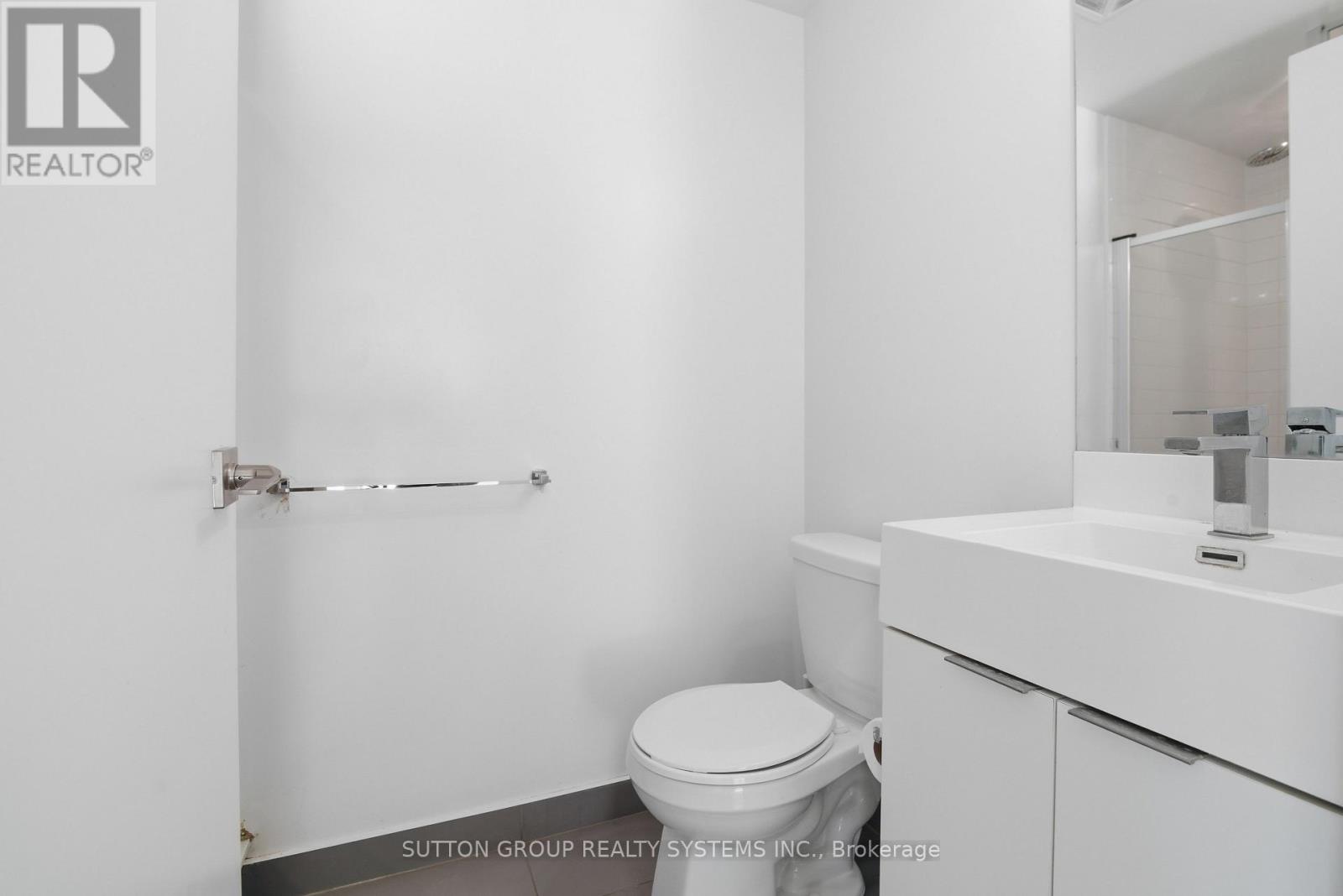 2402 - 20 Thomas Riley Road, Toronto, Ontario  M9B 1B3 - Photo 21 - W12815050