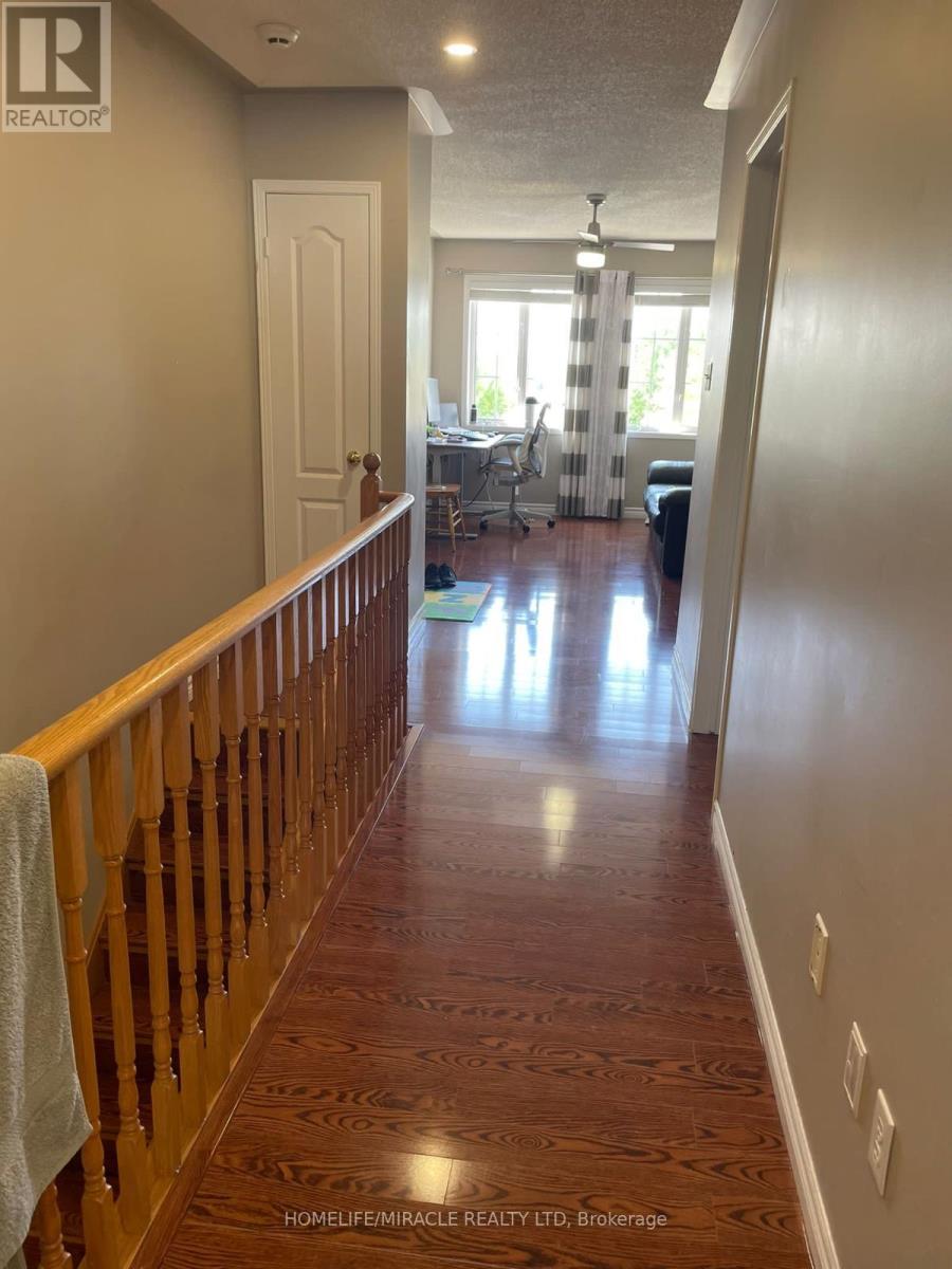 Upper - 173 Willow Park Drive, Brampton, Ontario  L6R 2N1 - Photo 16 - W12815058