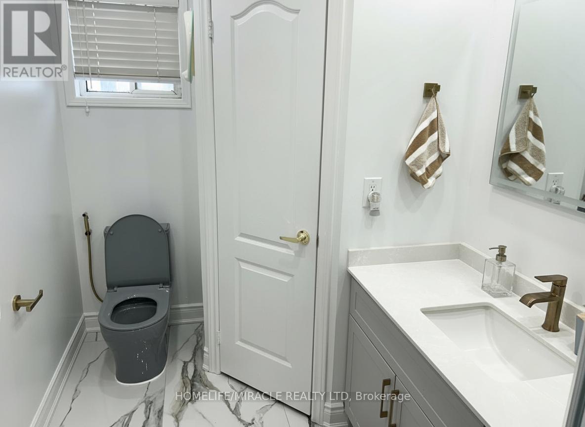 Upper - 173 Willow Park Drive, Brampton, Ontario  L6R 2N1 - Photo 27 - W12815058