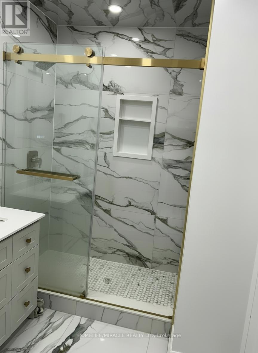 Upper - 173 Willow Park Drive, Brampton, Ontario  L6R 2N1 - Photo 28 - W12815058