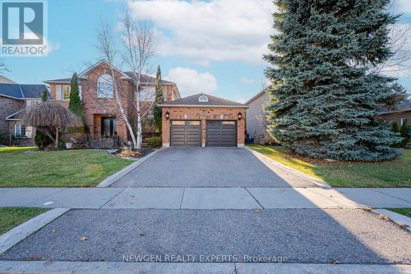 77 Colonel Bertram Road, Brampton, Ontario  L6Z 4T6 - Photo 4 - W12815070
