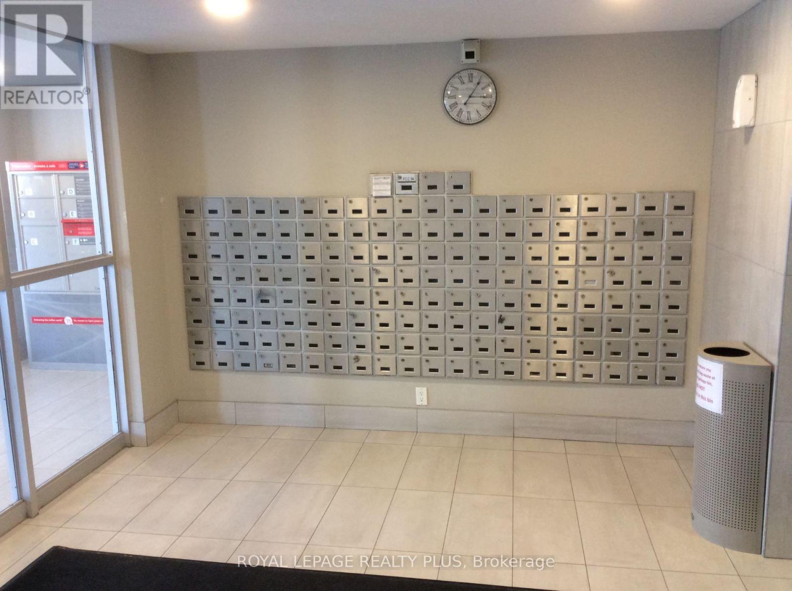 207 - 1100 Caven Street, Mississauga, Ontario  L5G 4N3 - Photo 14 - W12815072