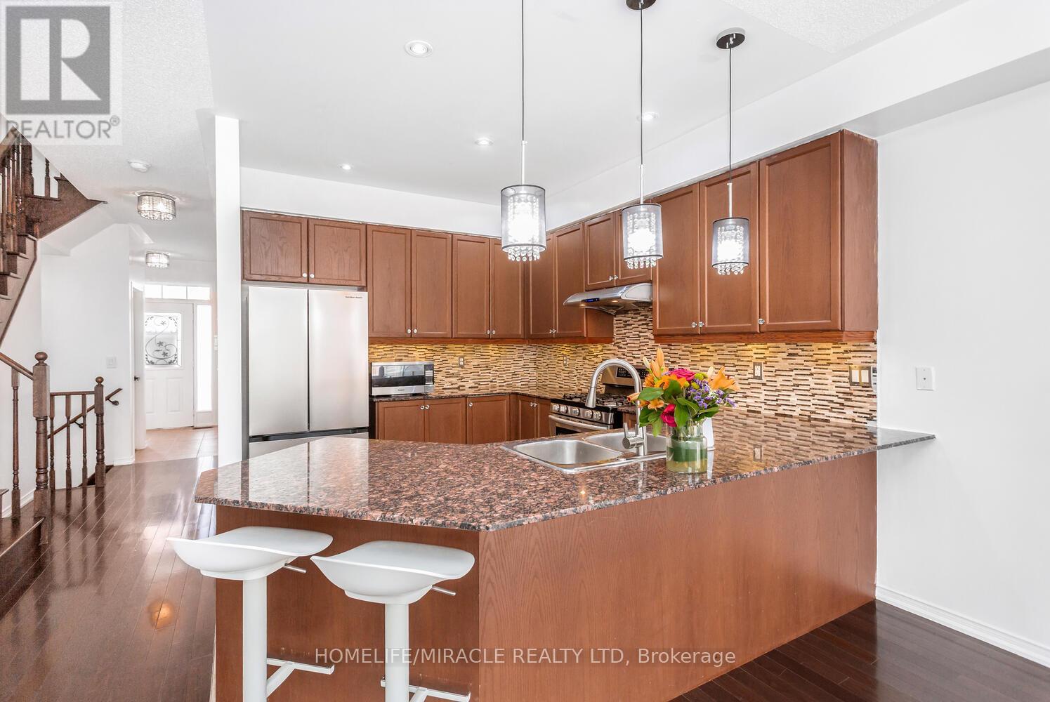 58 - 745 Farmstead Drive, Milton, Ontario  L9T 8B2 - Photo 17 - W12815078