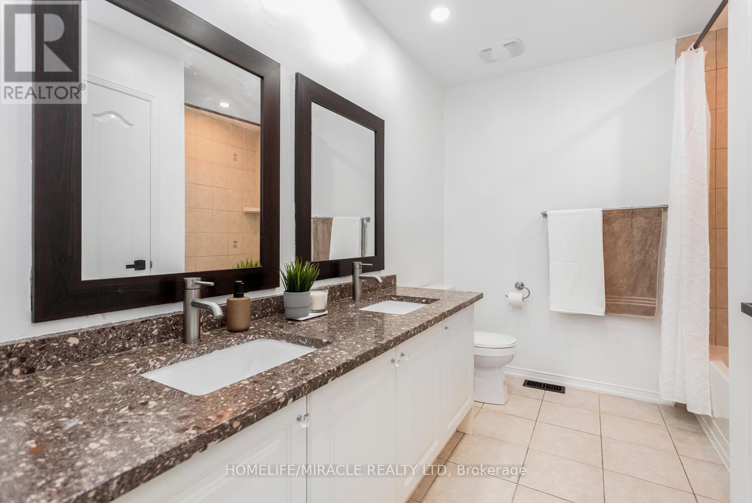 58 - 745 Farmstead Drive, Milton, Ontario  L9T 8B2 - Photo 35 - W12815078