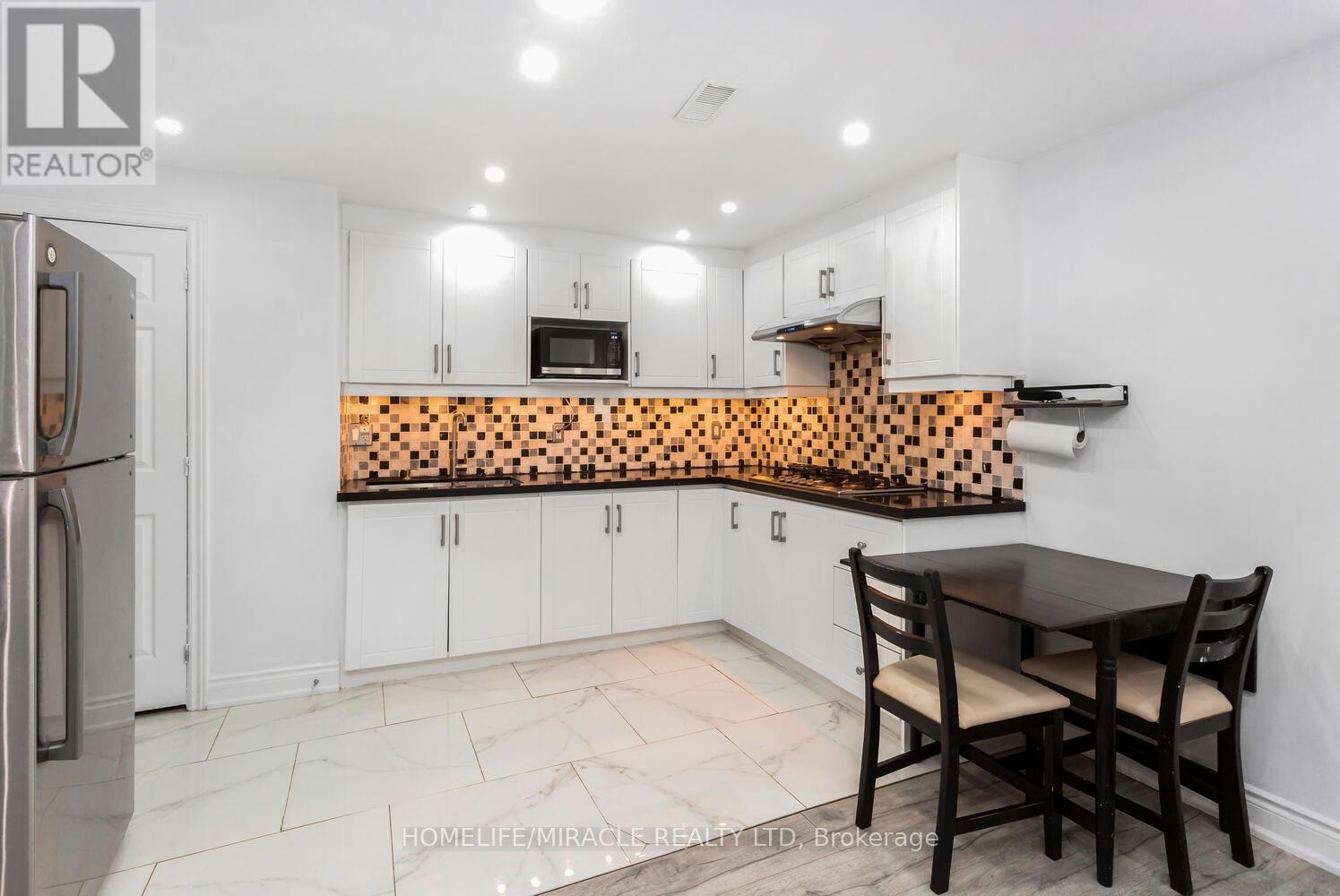 58 - 745 Farmstead Drive, Milton, Ontario  L9T 8B2 - Photo 41 - W12815078