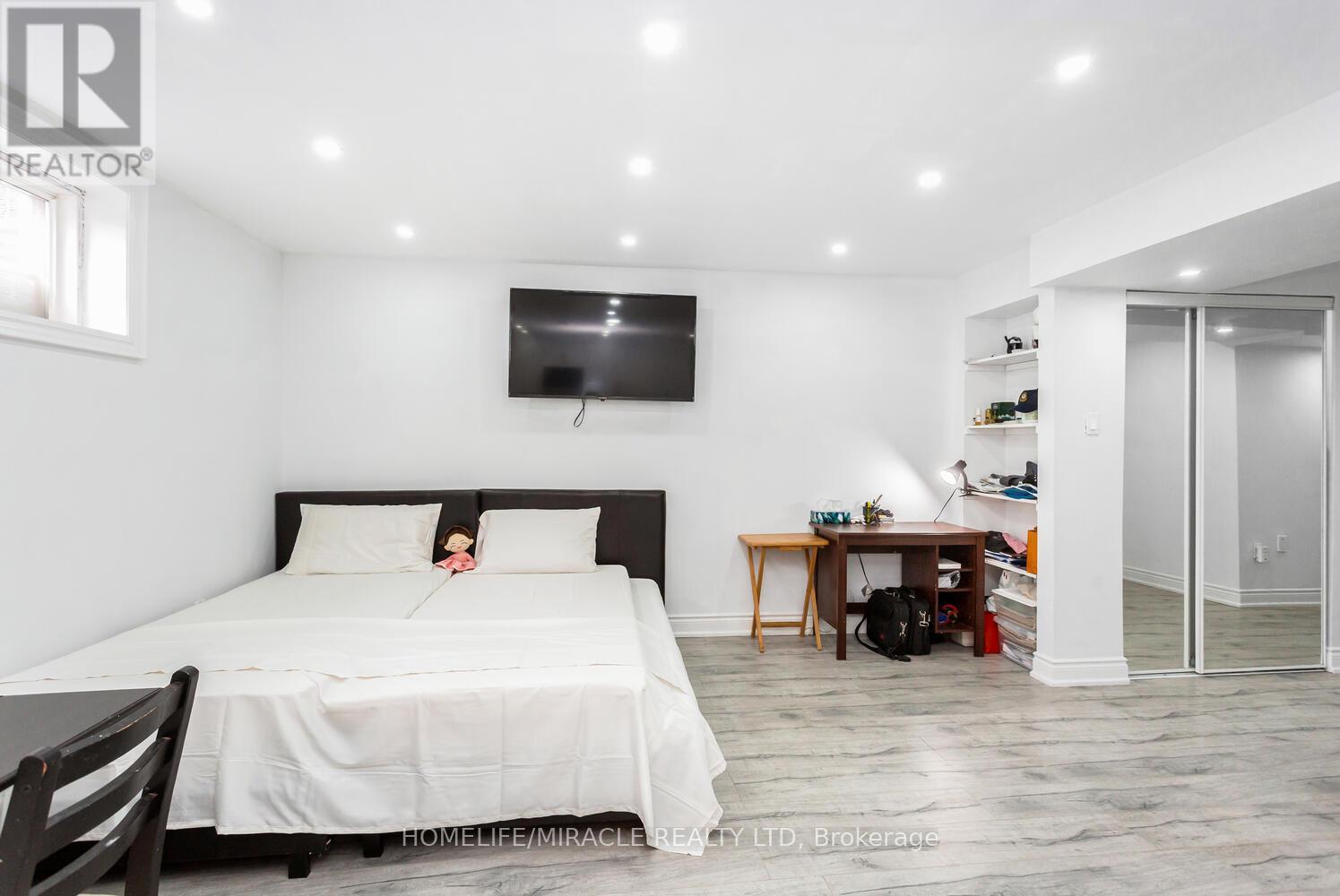 58 - 745 Farmstead Drive, Milton, Ontario  L9T 8B2 - Photo 43 - W12815078