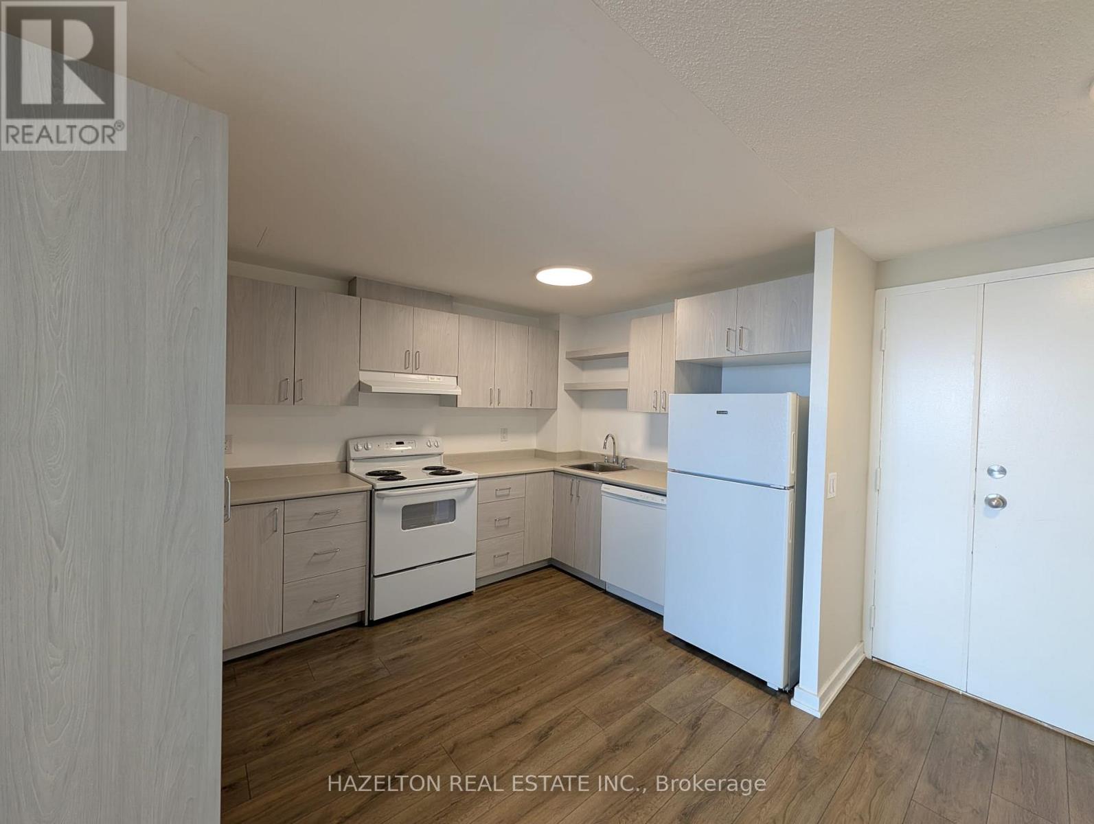 1012 - 6719 Glen Erin Drive, Mississauga, Ontario  L5N 3S6 - Photo 7 - W12815114