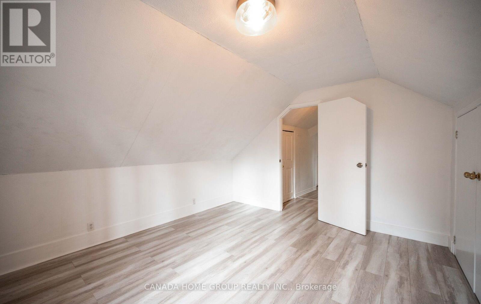 30 Main Street N, Milton, Ontario  L0P 1B0 - Photo 21 - W12815142