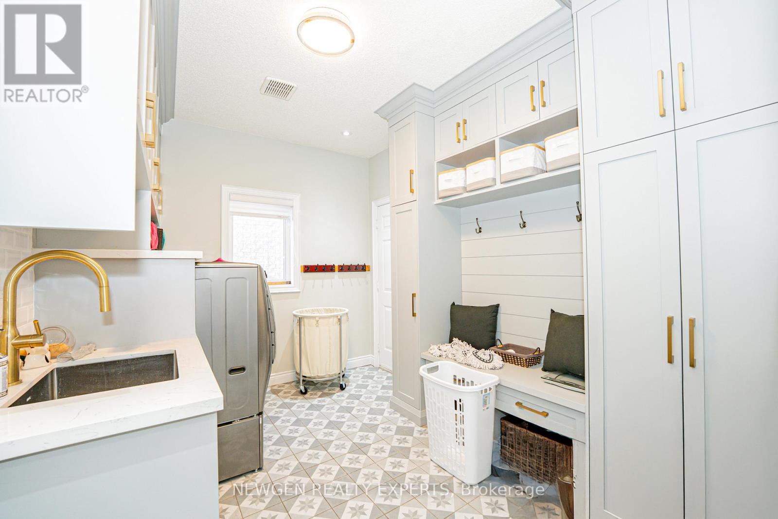 Upper - 77 Colonel Bertram Road, Brampton, Ontario  L6Z 4T6 - Photo 18 - W12815170