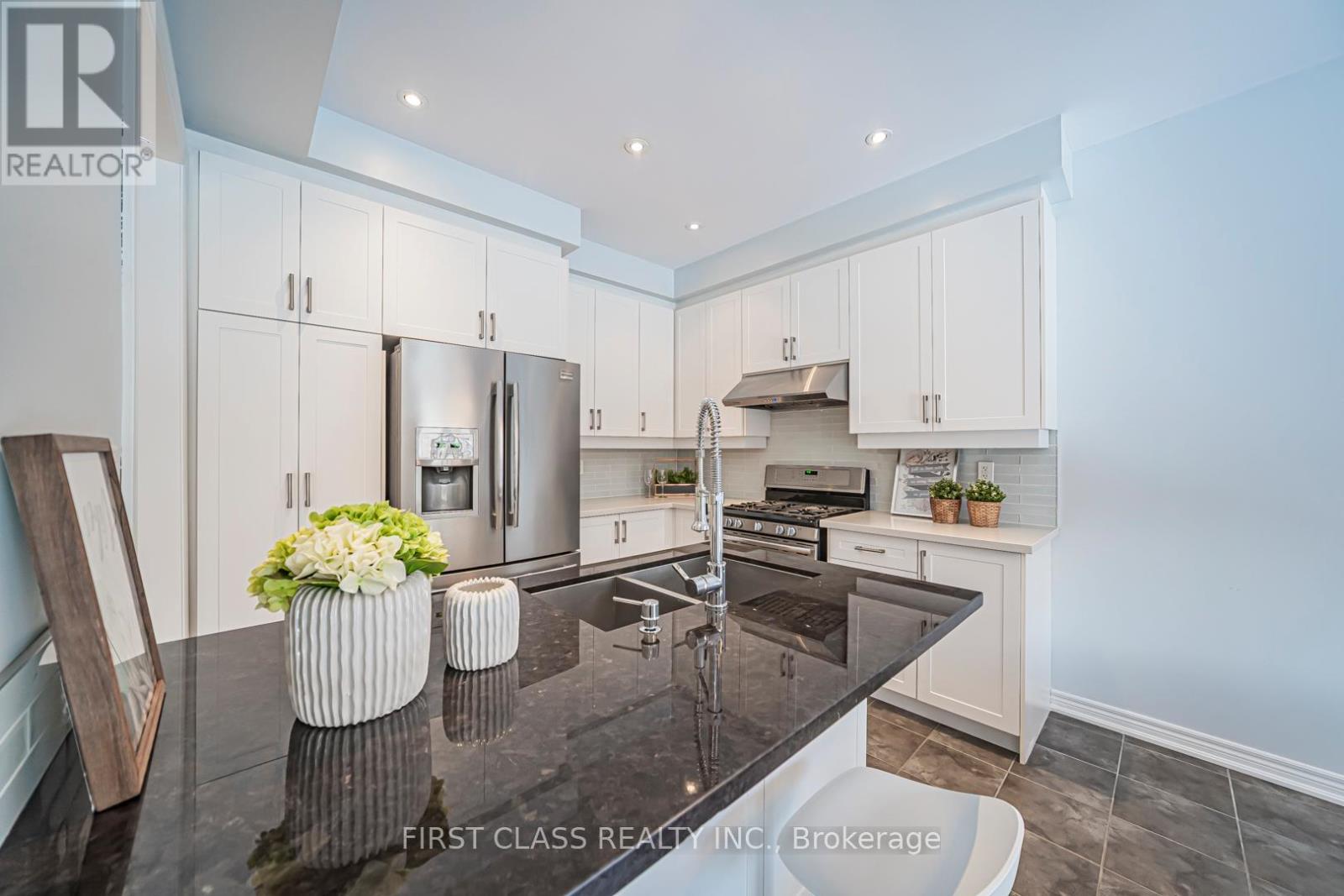 3143 Robert Brown Boulevard, Oakville, Ontario  L6M 0P5 - Photo 13 - W12815172