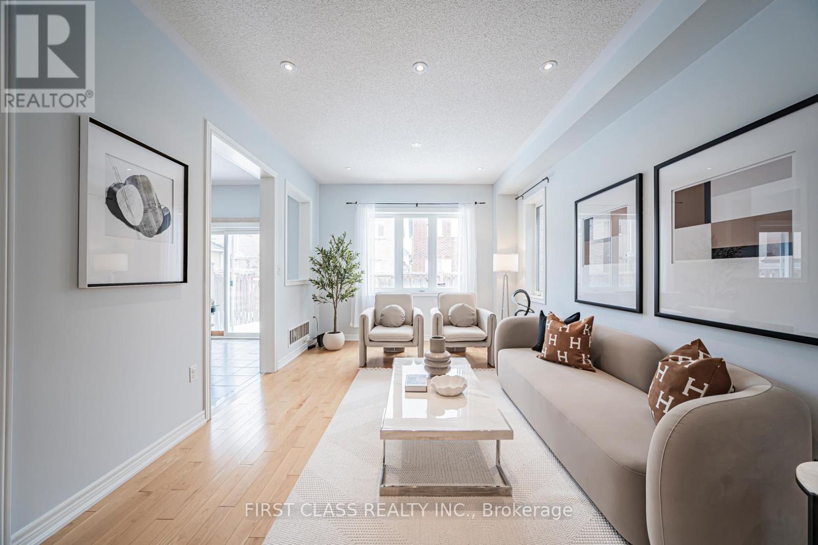 3143 Robert Brown Boulevard, Oakville, Ontario  L6M 0P5 - Photo 2 - W12815172