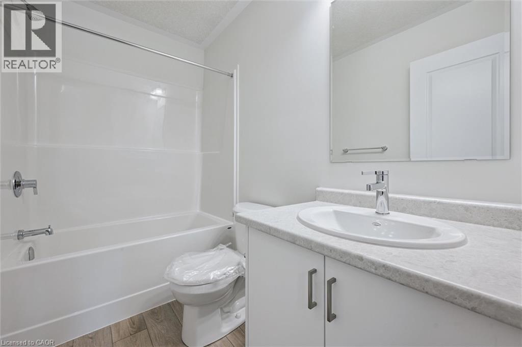 21 Reverie Way, Kitchener, Ontario  N2E 0K5 - Photo 18 - 40806997