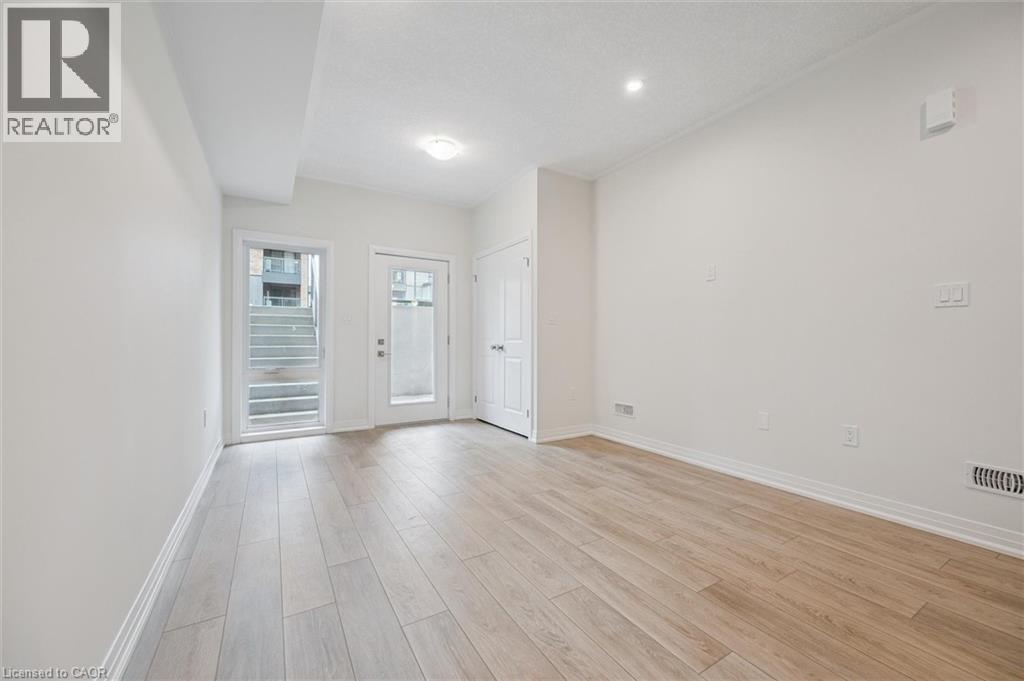 21 Reverie Way, Kitchener, Ontario  N2E 0K5 - Photo 9 - 40806997