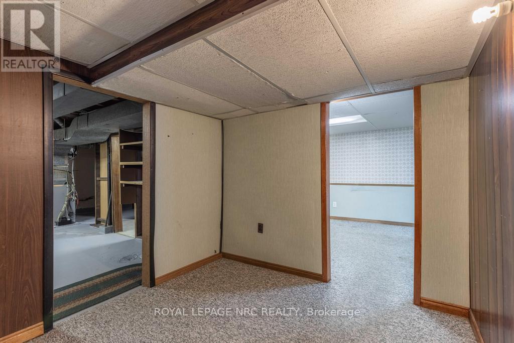 10 Ridgeview Avenue, St. Catharines, Ontario  L2M 6B3 - Photo 20 - X12814982