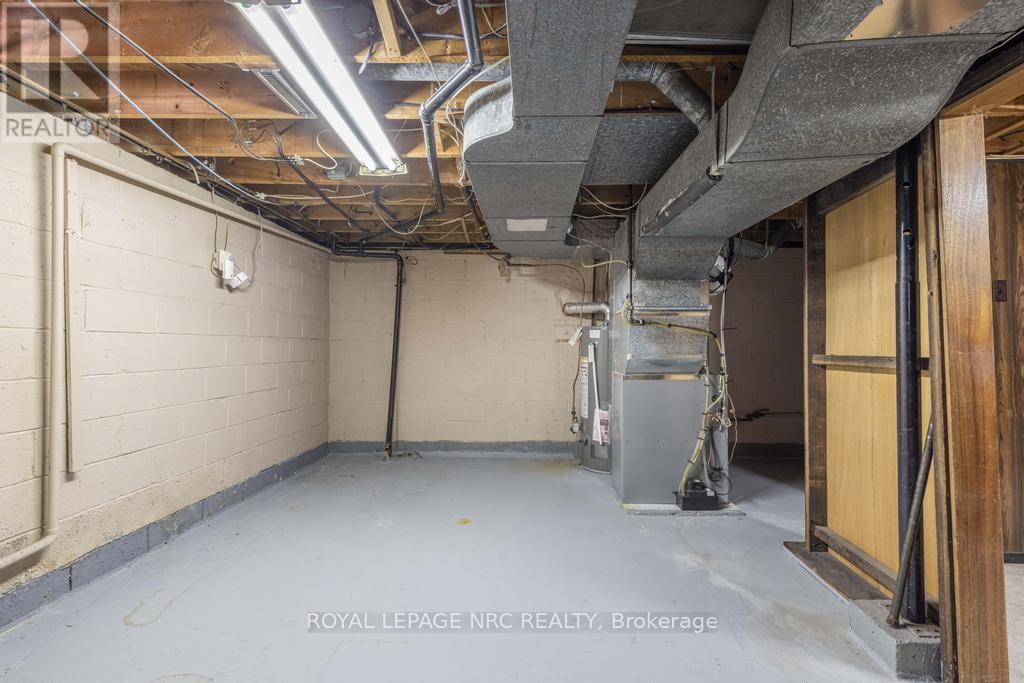 10 Ridgeview Avenue, St. Catharines, Ontario  L2M 6B3 - Photo 22 - X12814982