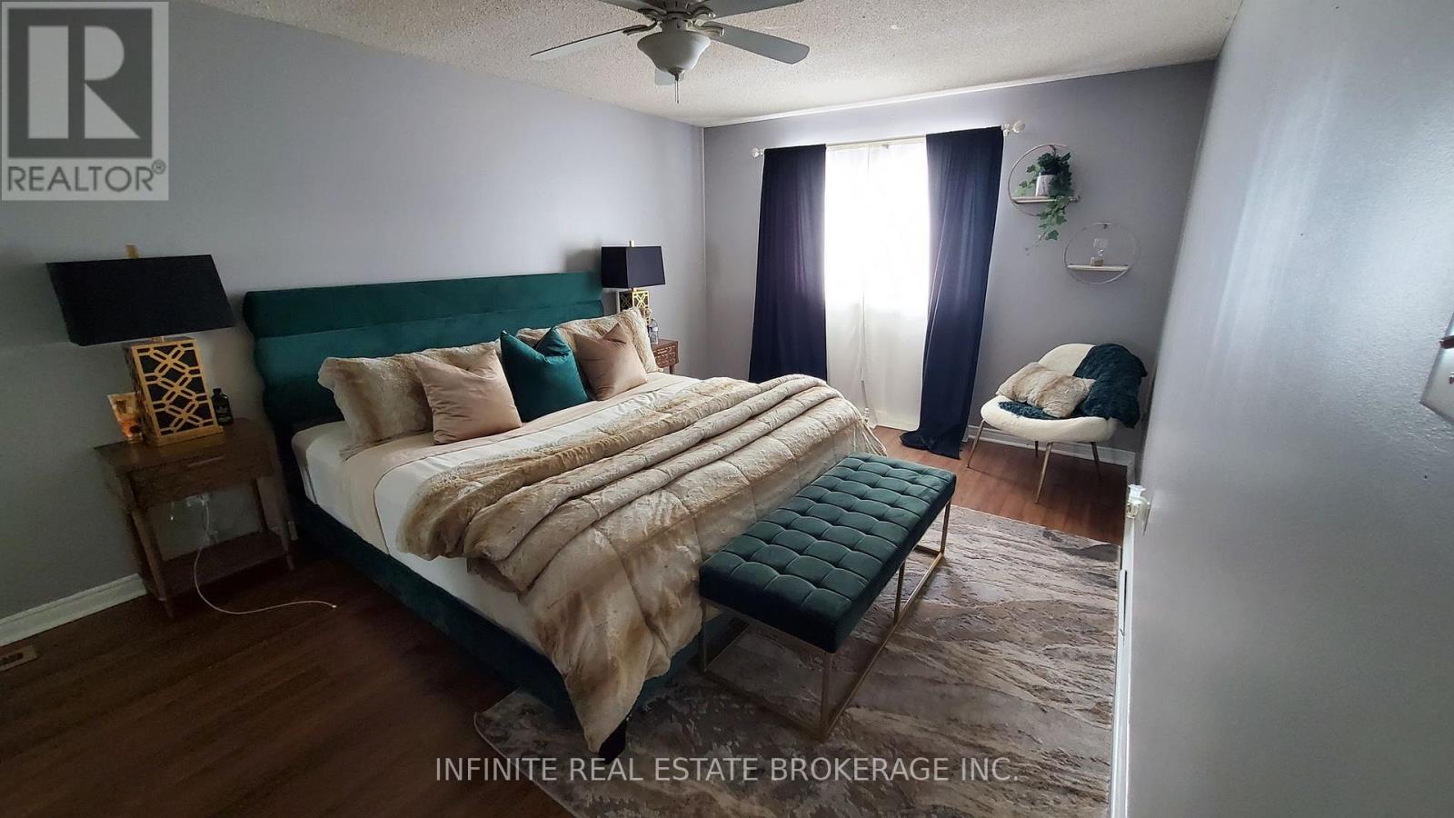 72 Tumbleweed Crescent, London South, Ontario  N6E 2N8 - Photo 2 - X12815064