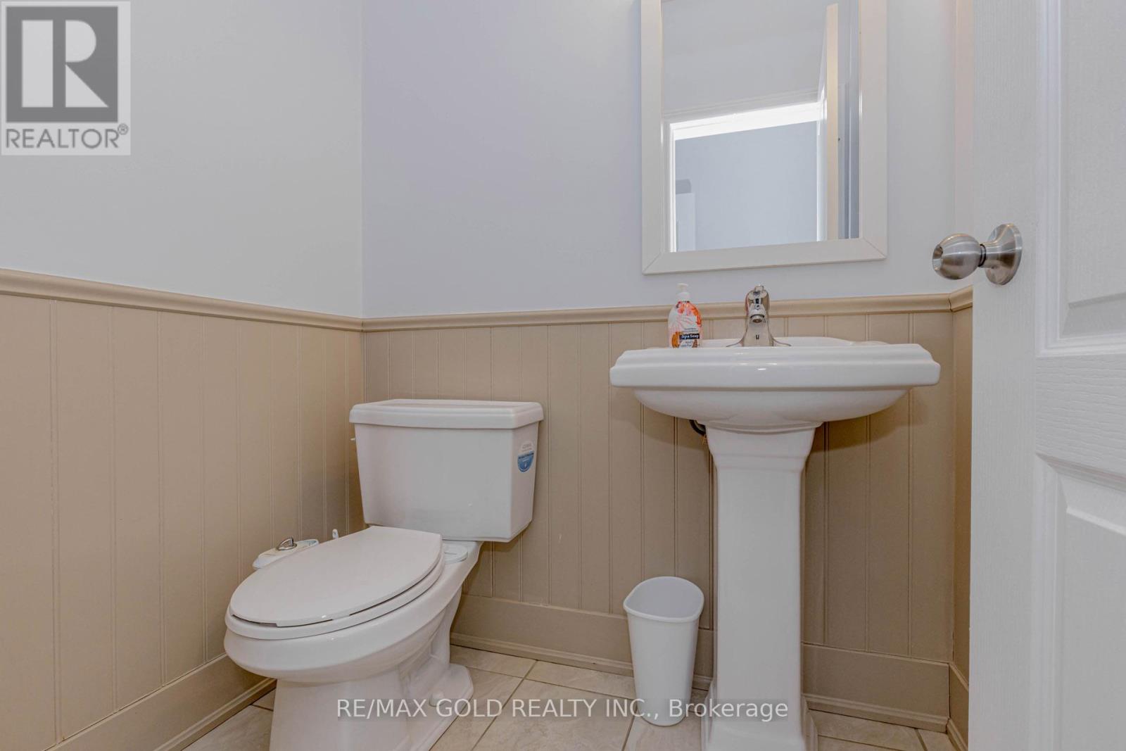 527 Wansbrough Way, Shelburne, Ontario  L9V 2S6 - Photo 10 - X12815080