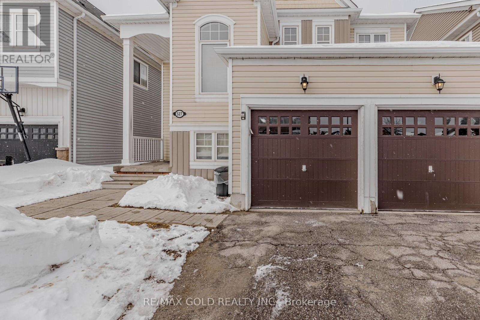 527 Wansbrough Way, Shelburne, Ontario  L9V 2S6 - Photo 2 - X12815080