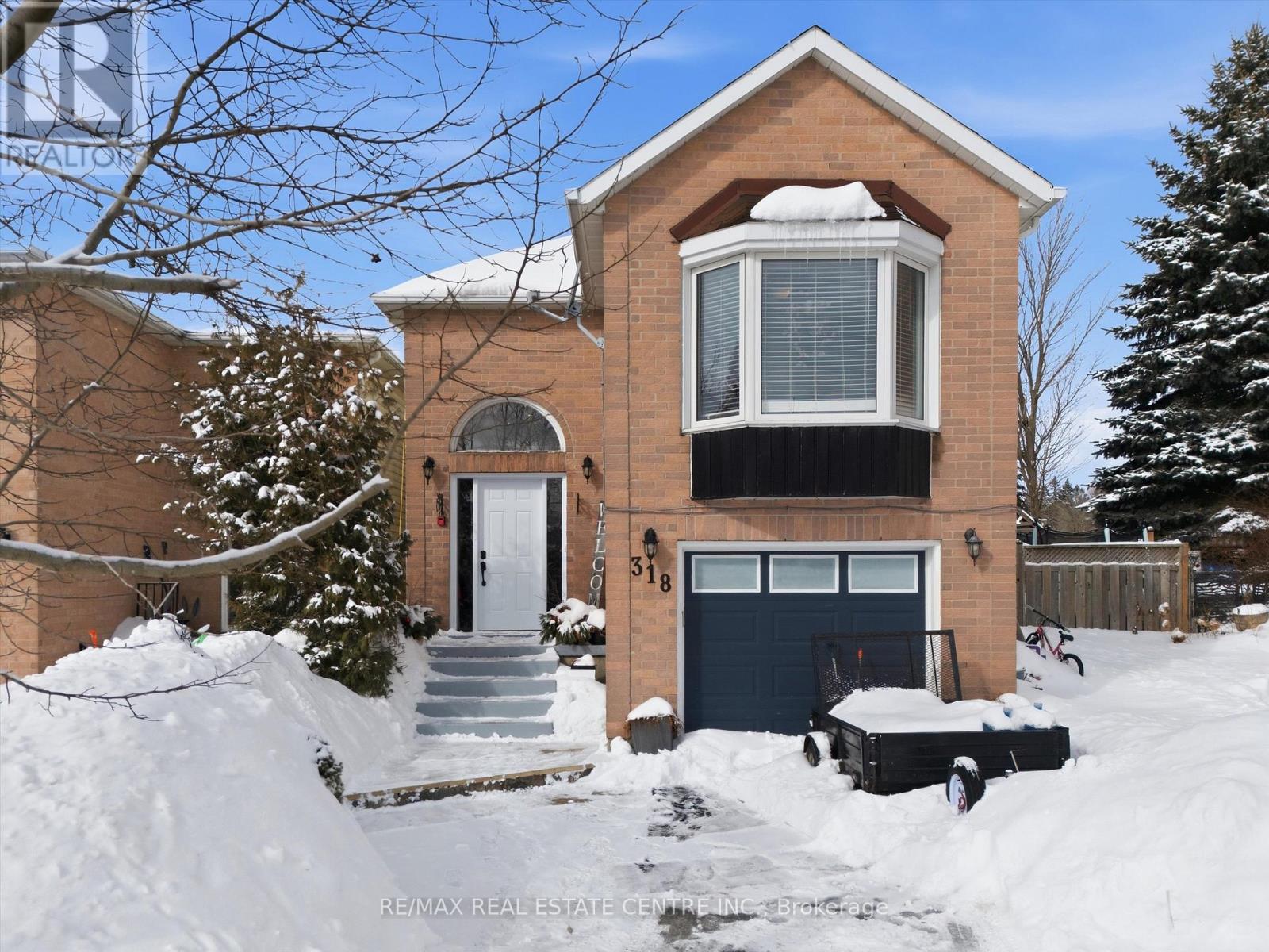 318 Shelburne Place, Shelburne, Ontario  L0N 1S2 - Photo 1 - X12815100