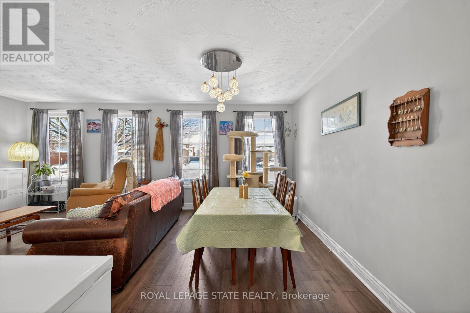 327 Eaglewood Drive, Hamilton, Ontario  L8W 1Z2 - Photo 12 - X12815124