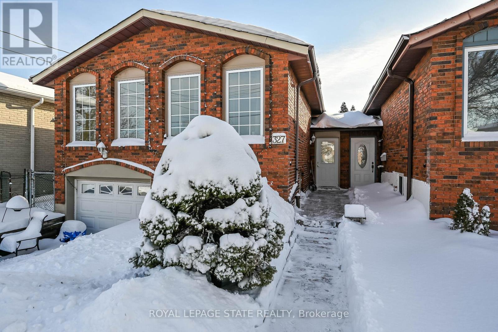 327 Eaglewood Drive, Hamilton, Ontario  L8W 1Z2 - Photo 3 - X12815124