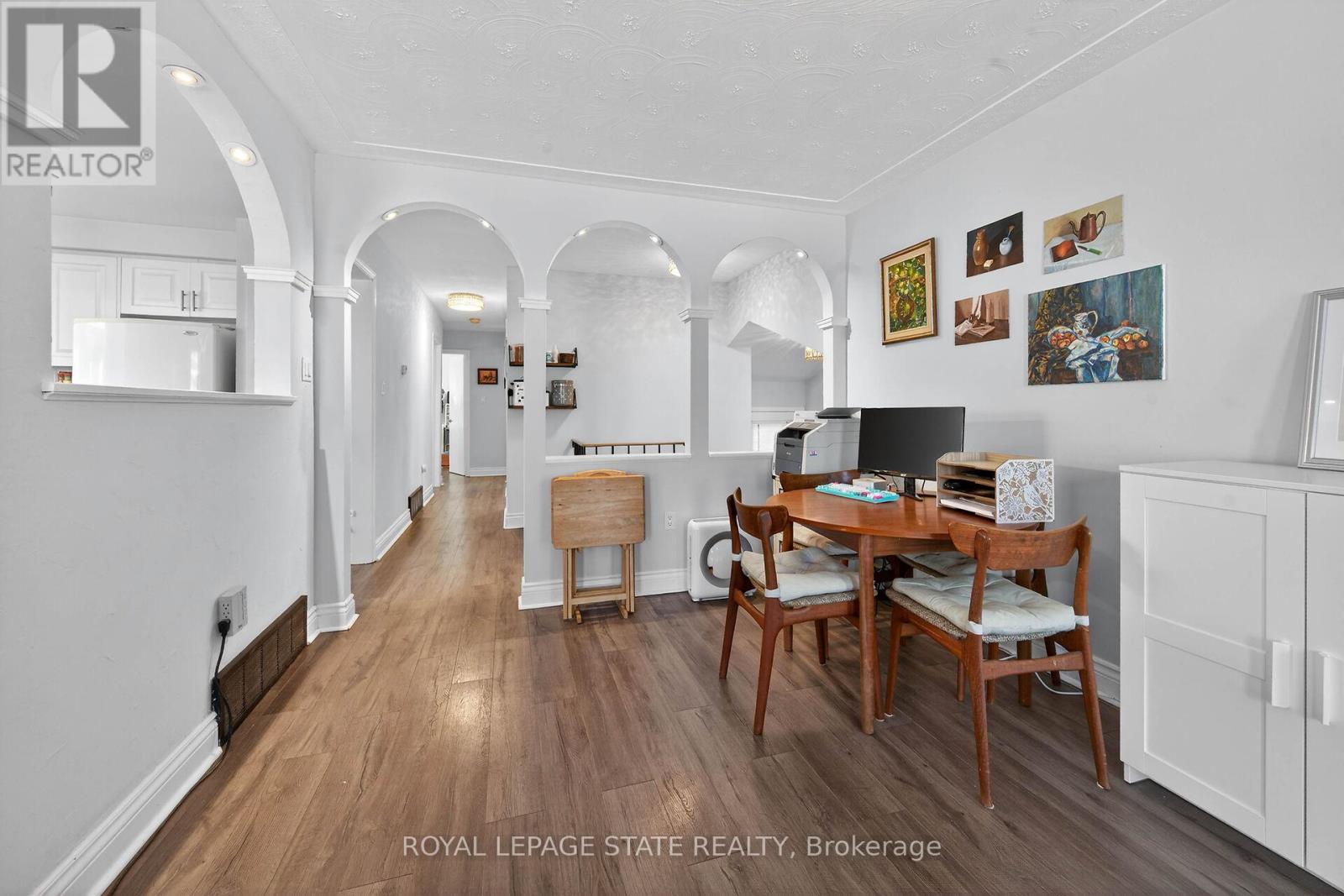 327 Eaglewood Drive, Hamilton, Ontario  L8W 1Z2 - Photo 9 - X12815124