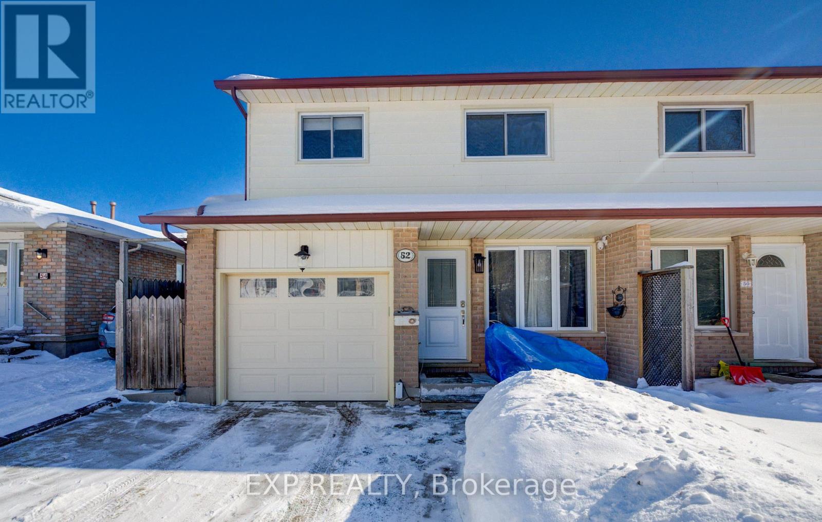 52 Uxbridge Crescent, Kitchener, Ontario  N2E 2P8 - Photo 3 - X12815144