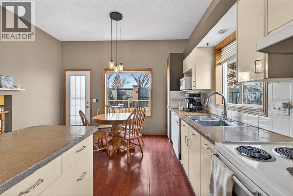 68 Coventry Green Ne, Calgary, Alberta  T3K 4L4 - Photo 5 - A2286238