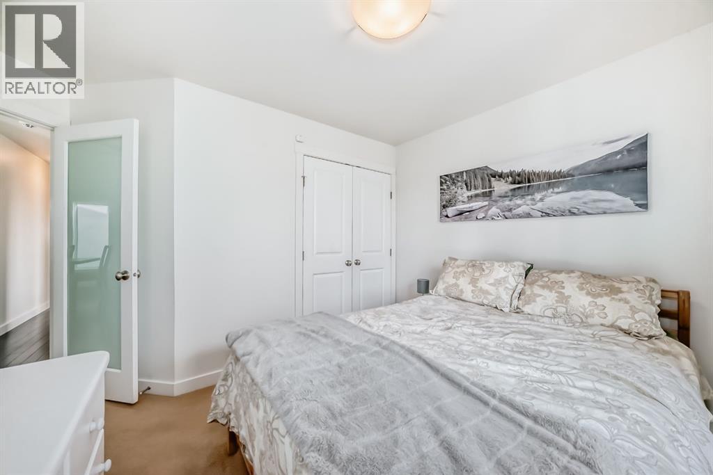 208 Woodbine Boulevard Sw, Calgary, Alberta  T2W 4K5 - Photo 28 - A2288115