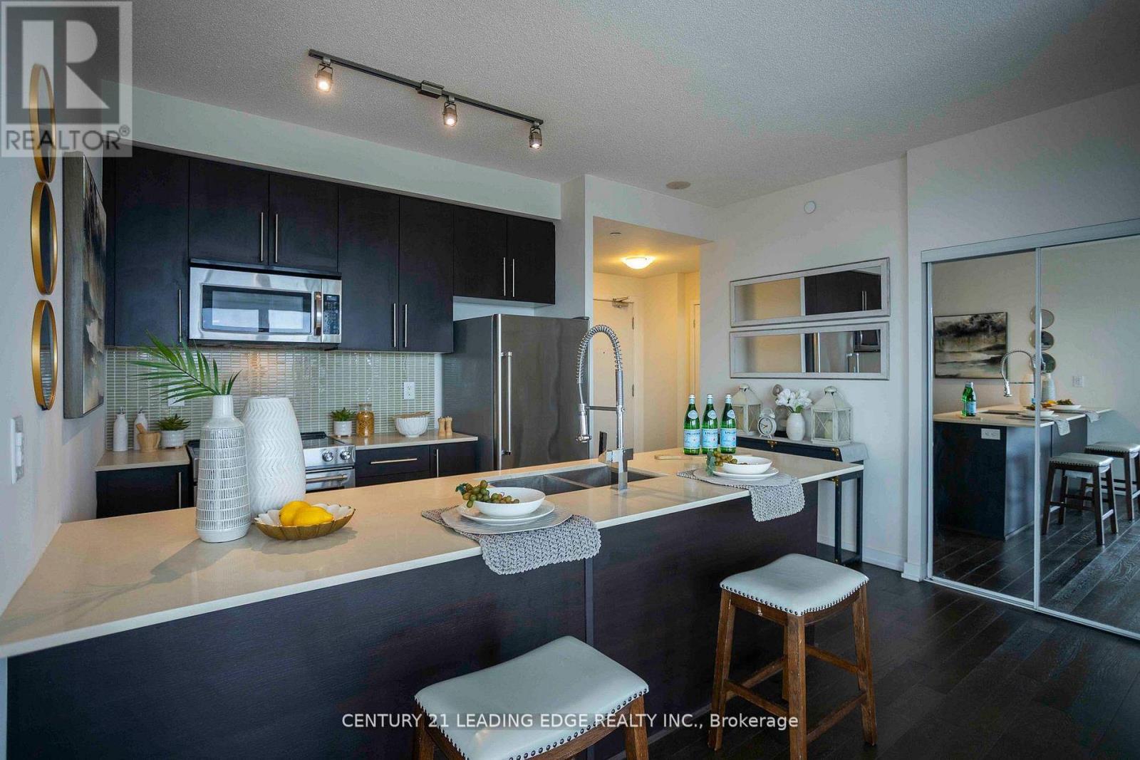 3709 - 510 Curran Place, Mississauga, Ontario  L5B 0J4 - Photo 7 - W12812506