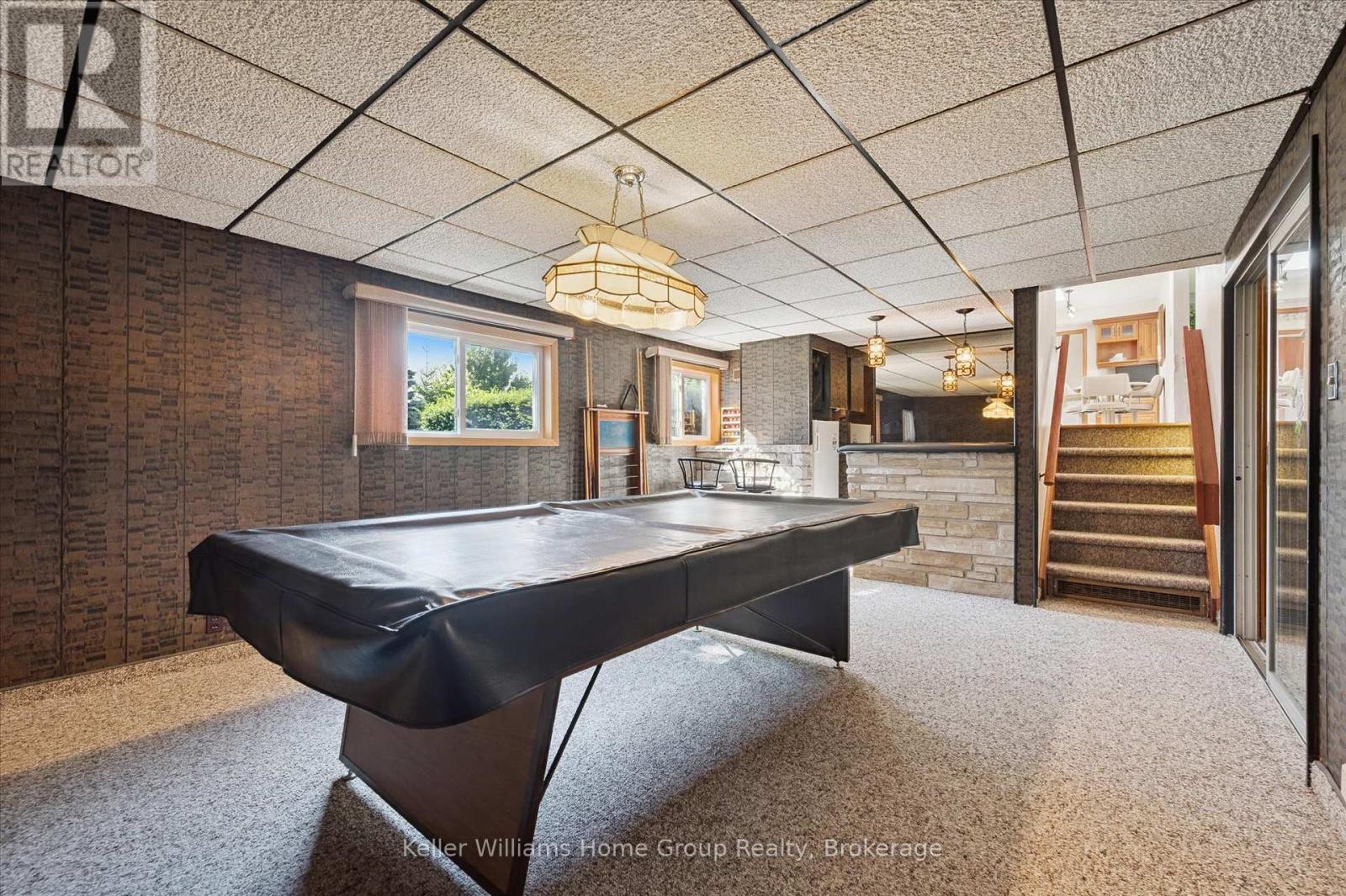 27 Peel Street E, Mapleton, Ontario  N0B 1A0 - Photo 26 - X12815248